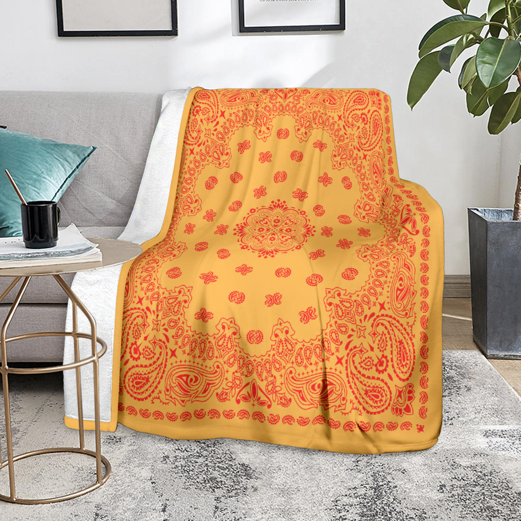 Ultra Plush 4 Red on Peach Bandana Throw Blanket
