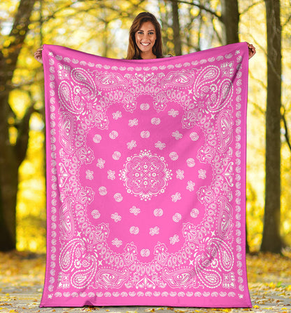 Ultra Plush 2 White on Pink Bandana Throw Blanket