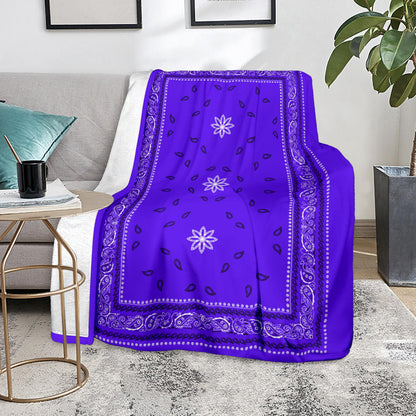 Ultra Plush 4 Black/White on Purple Bandana Throw Blanket