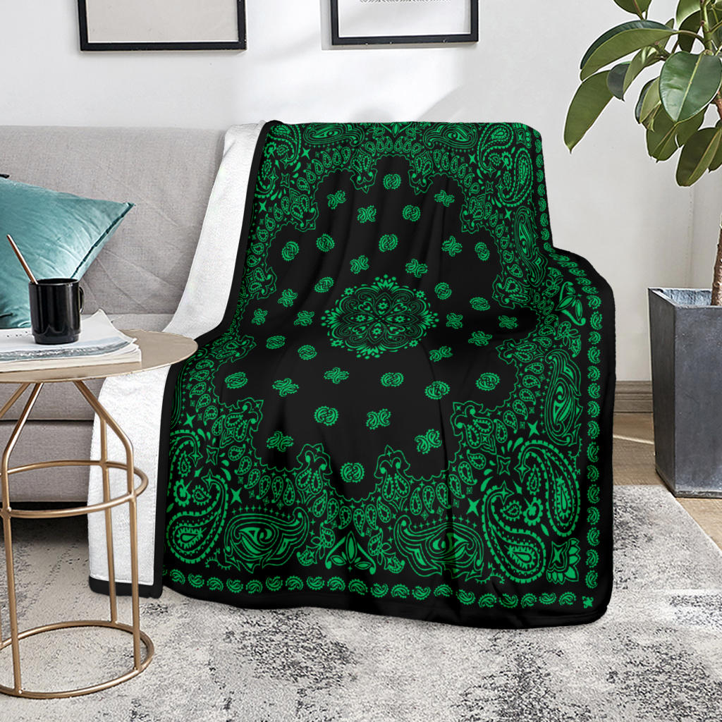 Ultra Plush 2 Green on Black Bandana Blanket Throw