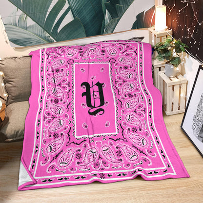 Pink Ultra Plush Bandana Blanket - Y oe