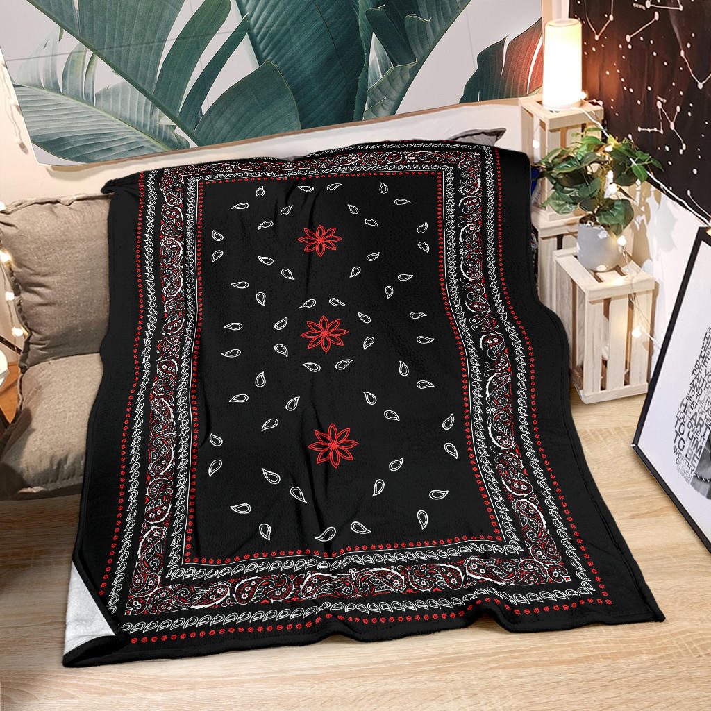 Ultra Plush 4 Red White on Black Bandana Throw Blanket