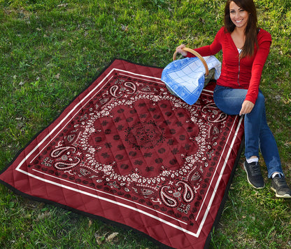 Quilt 2 Black White on Maroon, White Sq