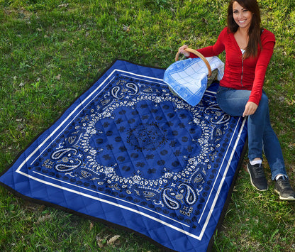 Quilt 2 Black Bandana on Blue White Sq.