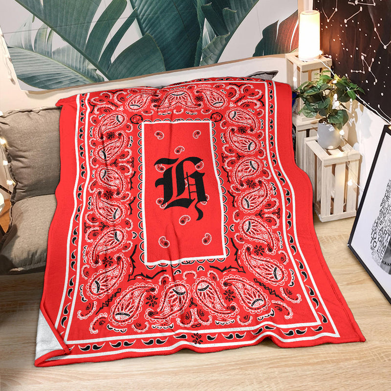 Red Ultra Plush Bandana Blanket - H oe