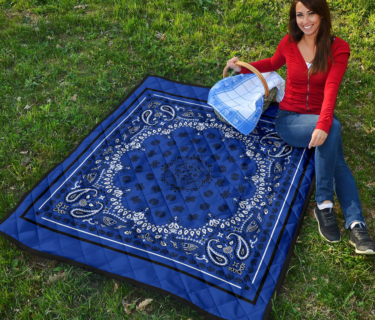Quilt 2 Black Bandana on Blue Black Sq