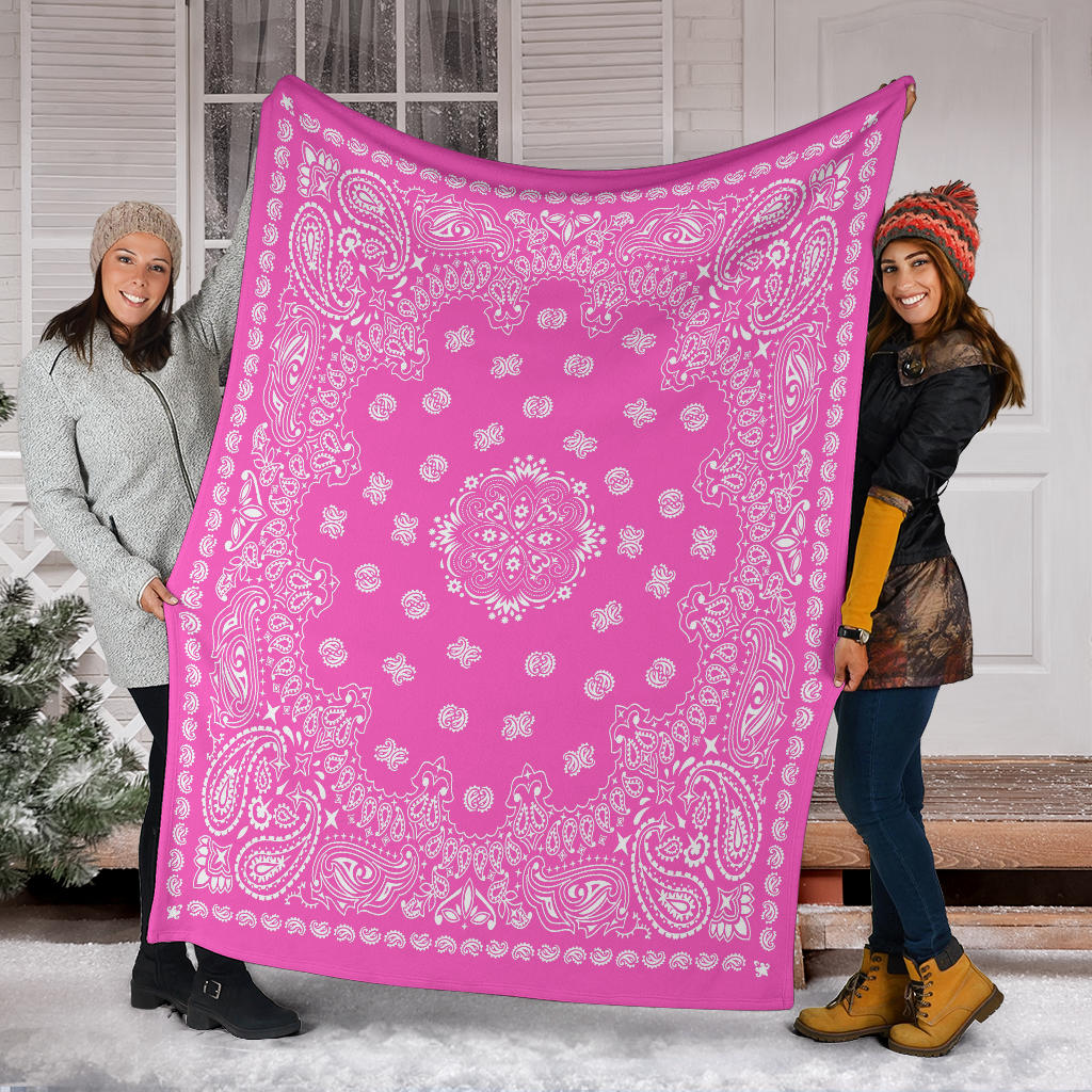 Ultra Plush 2 White on Pink Bandana Throw Blanket