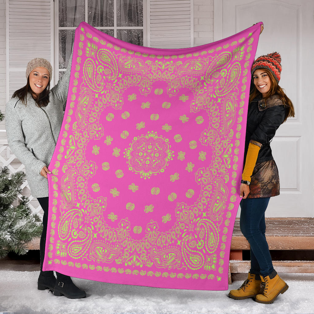 Ultra Plush 2 Lime on Pink Bandana Throw Blanket