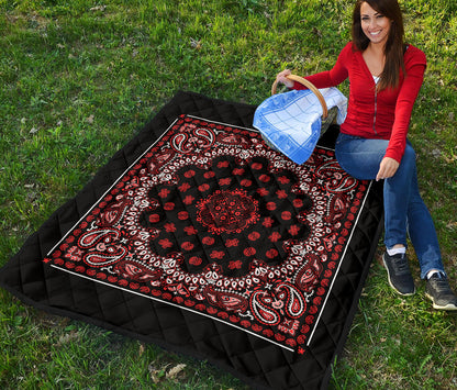Quilt 2 Red Bandana on Black Plain