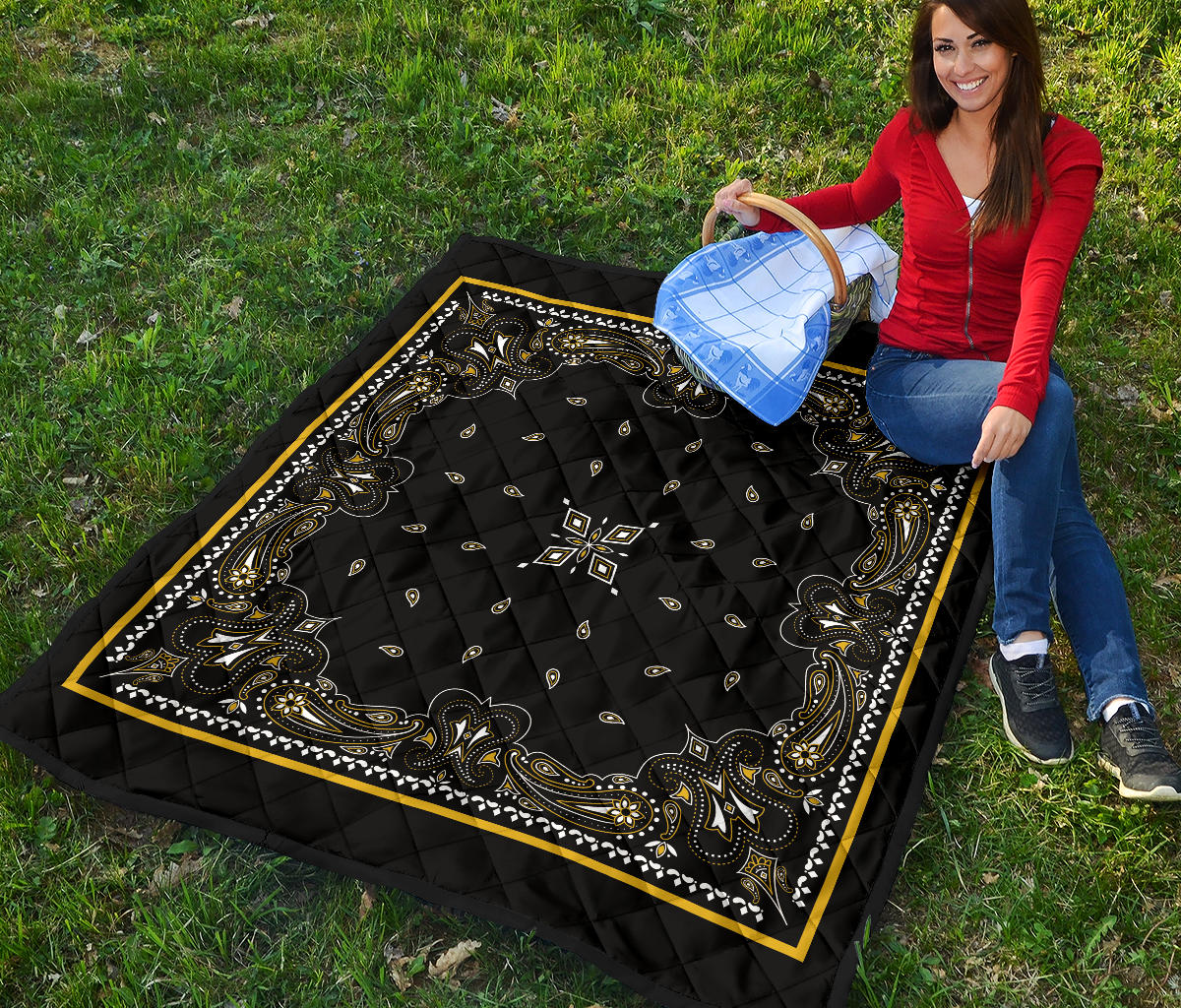 Quilt 5 Black Gold Bandana Quilt