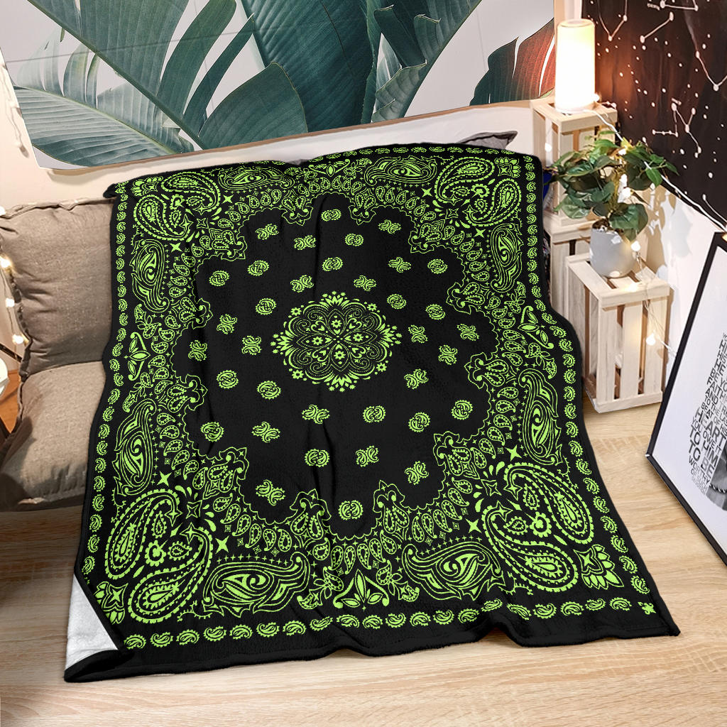 Ultra Plush 2 Lime on Black Bandana Throw Blanket