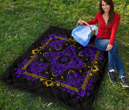 Quilt 3 Violet Gold Bandana on Black