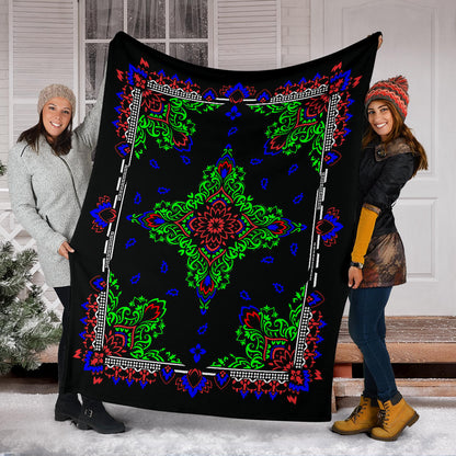 Ultra Plush 3 Pied on Black Bandana Throw Blanket
