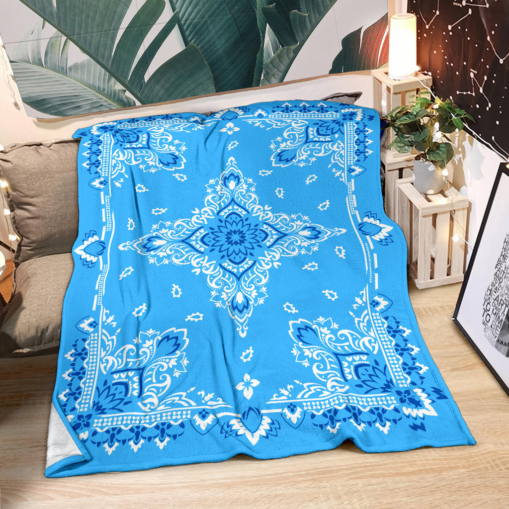 Ultra Plush 3 White and Blue on Lt Blue Bandana Throw Blanket