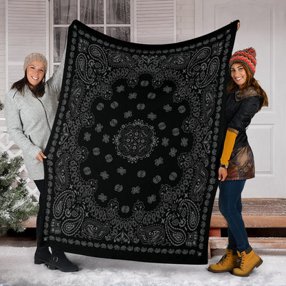 Ultra Plush 2 Gray on Black Bandana Throw Blanket