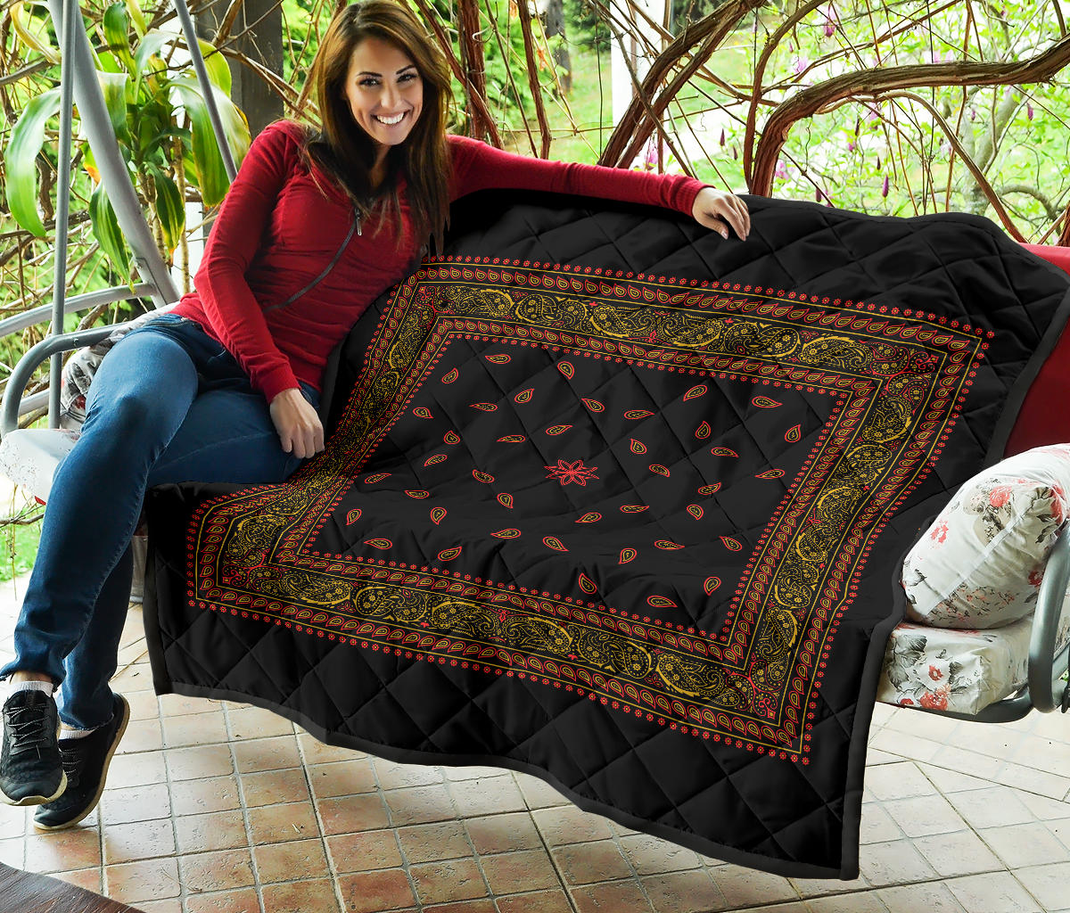 Quilt 4 Red Gold and Black Bandana Quilt