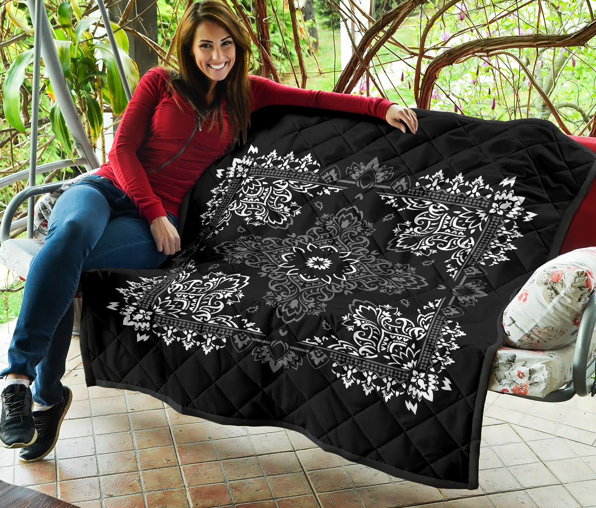 Quilt 3 White Gray on Black Bandana Quilt