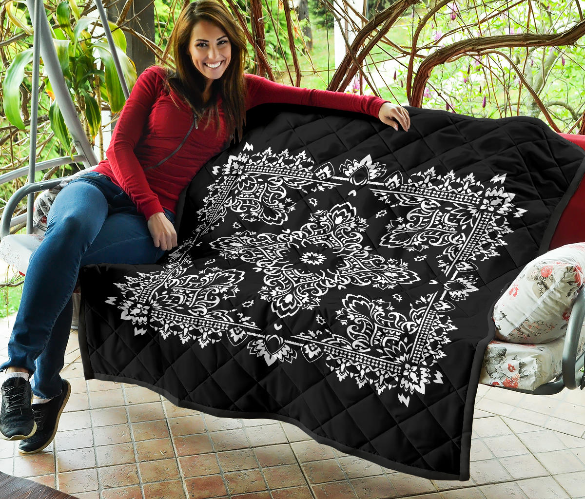 Quilt 3 Black and White Bandana Quilt