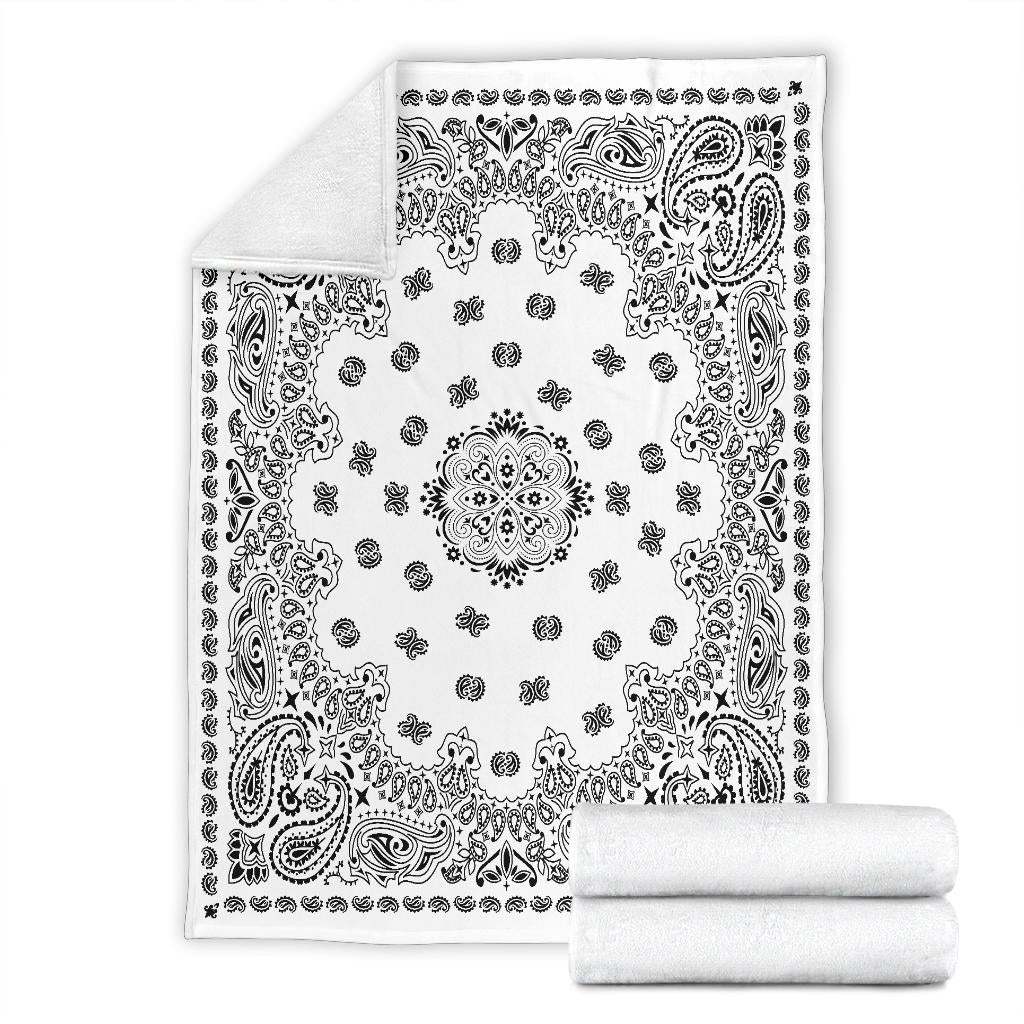 Ultra Plush 2 Black on White Bandana Throw Blanket