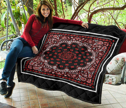 Quilt 2 Red Bandana on Black w White Sq.