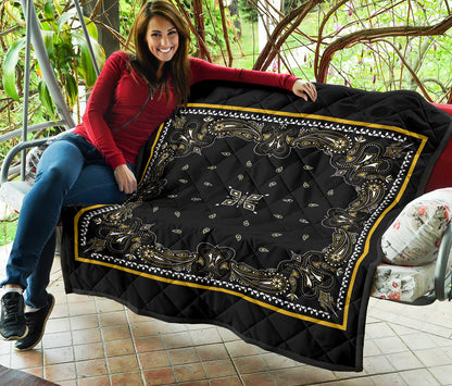 Quilt 5 Black Gold Bandana Quilt