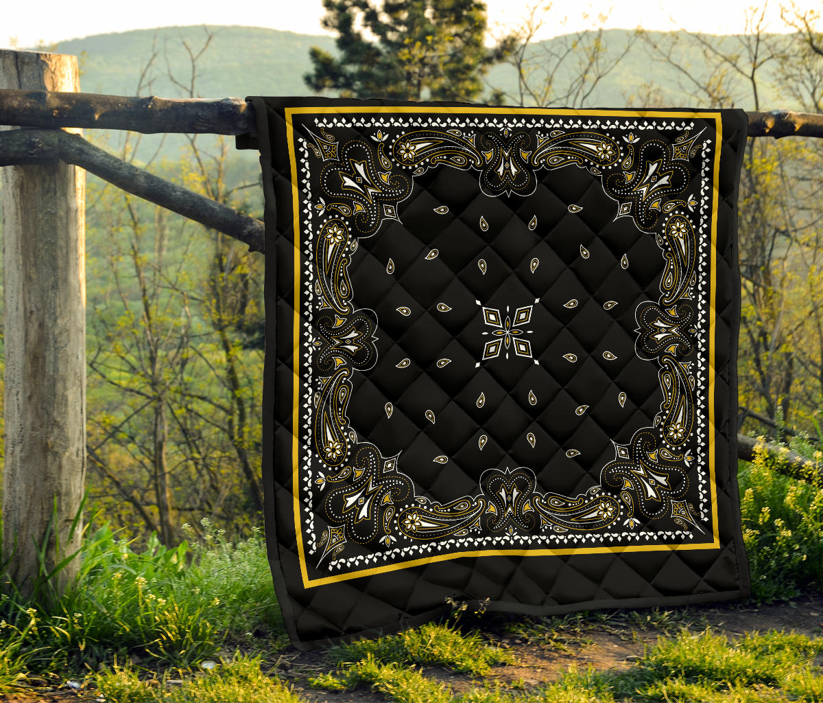 Quilt 5 Black Gold Bandana Quilt