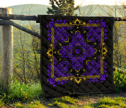 Quilt 3 Violet Gold Bandana on Black
