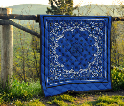 Quilt 2 Black Bandana on Blue Black Sq