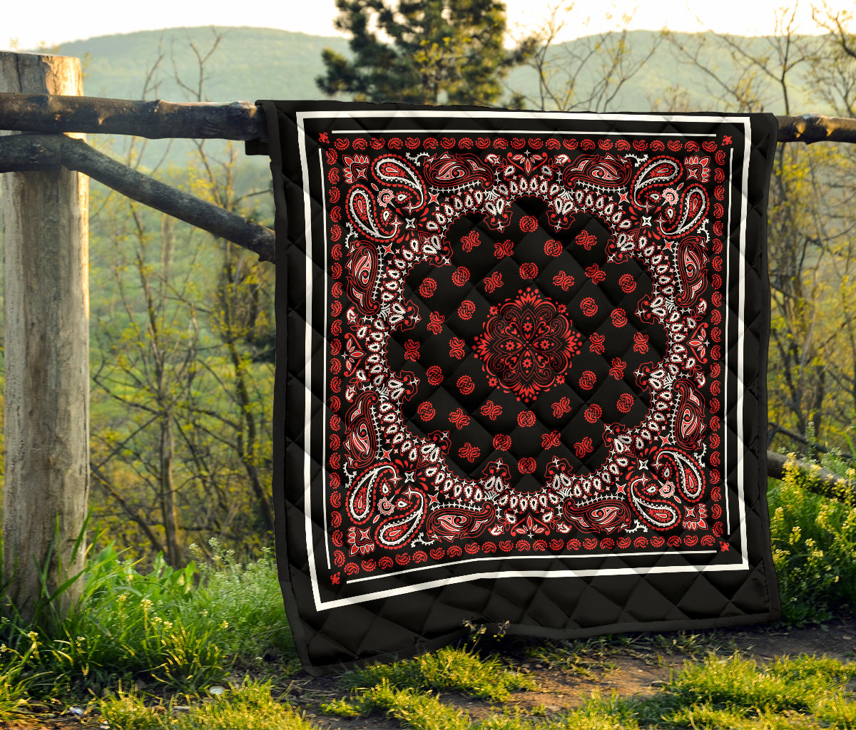 Quilt 2 Red Bandana on Black w White Sq.