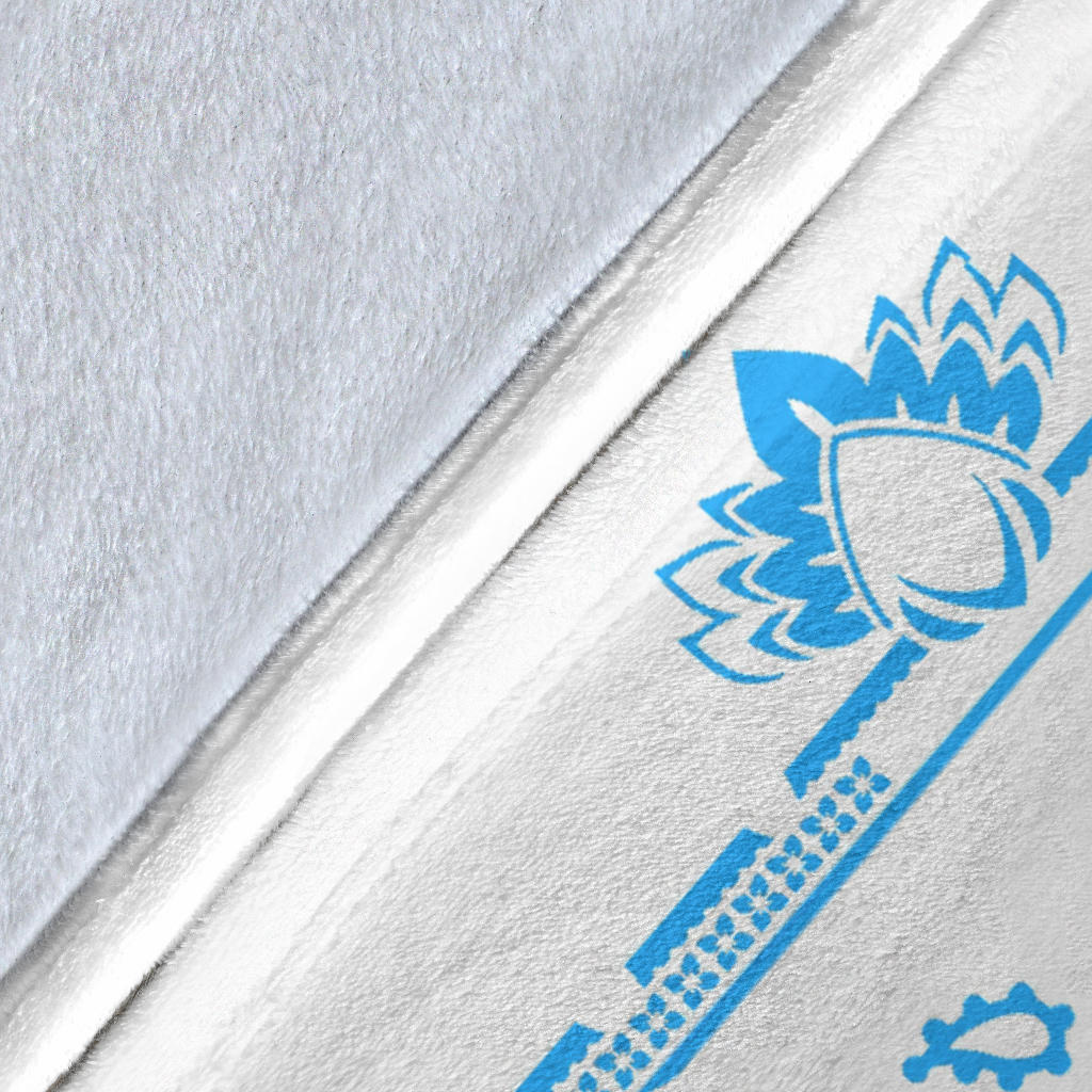 Ultra Plush 3 Lt Blue on White Bandana Throw Blanket