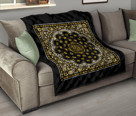 Quilt 2 Gold Bandana on Black Plain