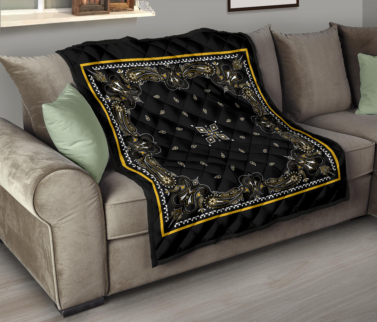 Quilt 5 Black Gold Bandana Quilt