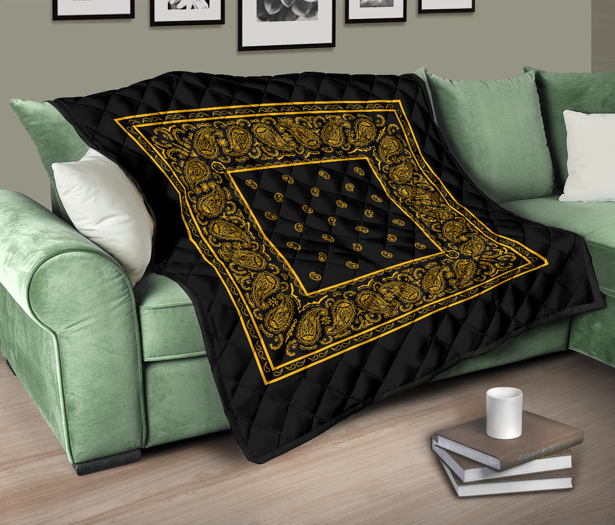 Quilt - Black Gold Bandana Quilt
