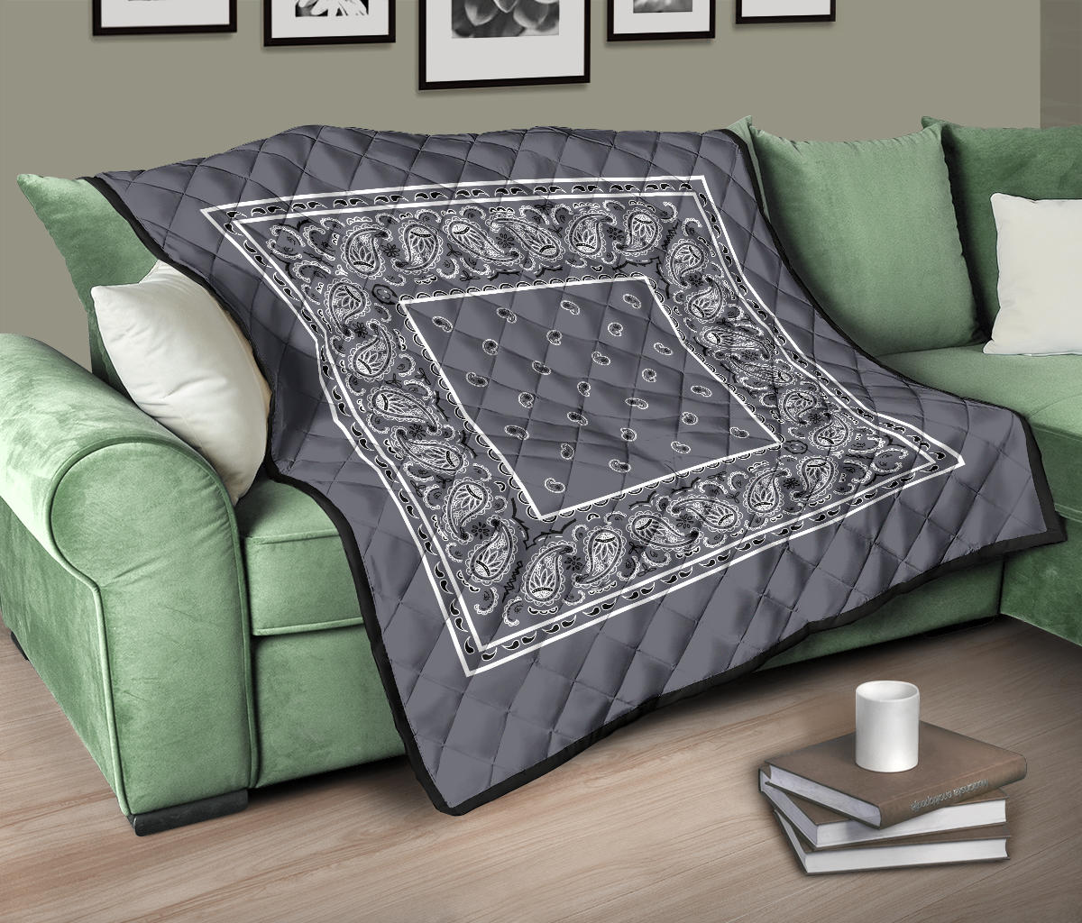 Quilt - Classic Gray Bandana Quilt