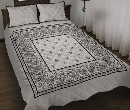 Quilt Set - Silver Gray Bandana Quilt w/Shams