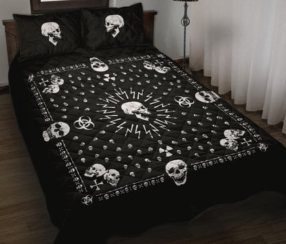Bandana with skulls quilt with shams
