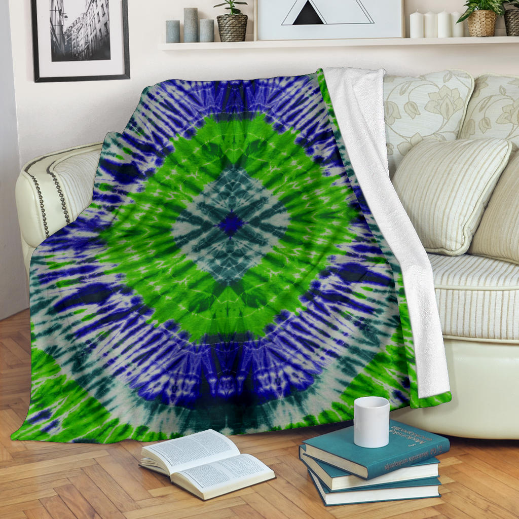 Green Abyss Tie Dye Fleece Throw