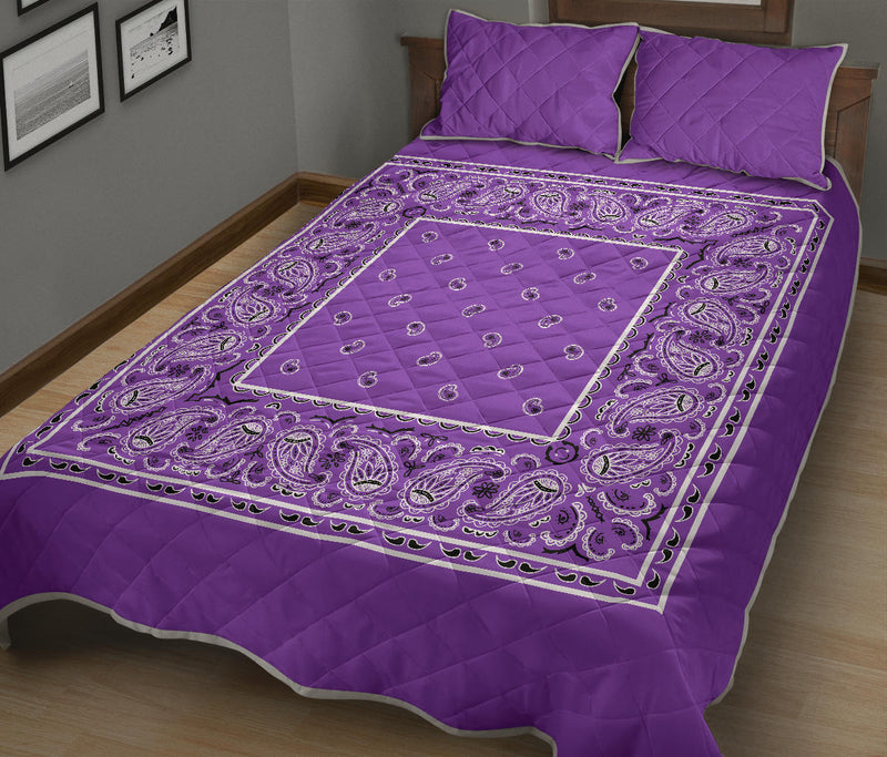 Dark Lilac Bandana Bed Quilts with Shams
