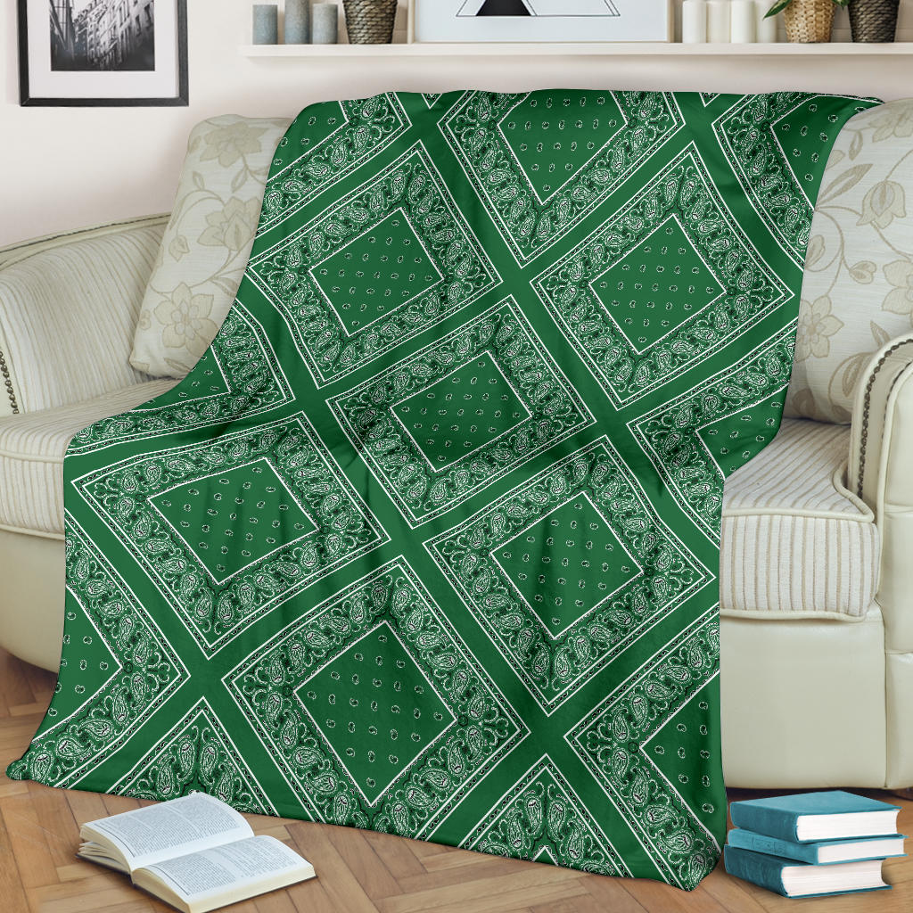 Ultra Plush Classic Green Bandana Diamond Throw Blanket