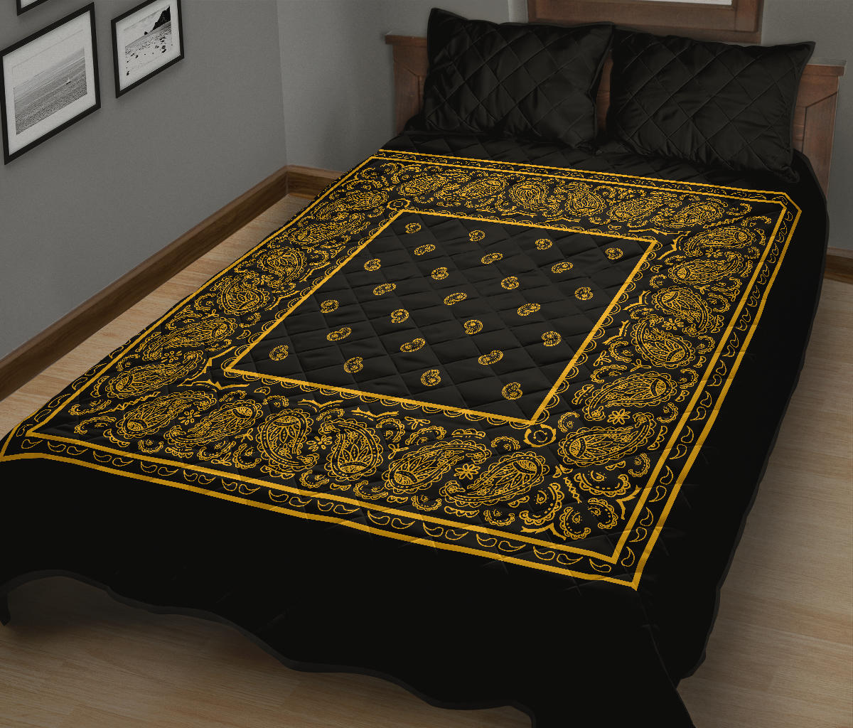 Quilt Set - Black Gold Bandana Bed Quilts w/Shams