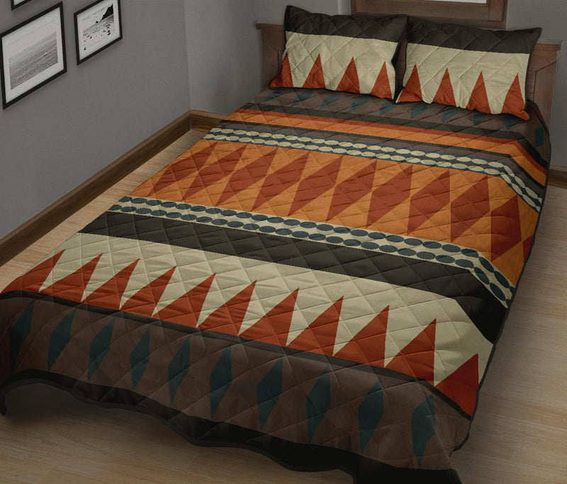 Southwestern Tribal Pattern Quilt Bed Set