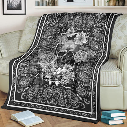 Smokey Day or the Dead Skull Throw