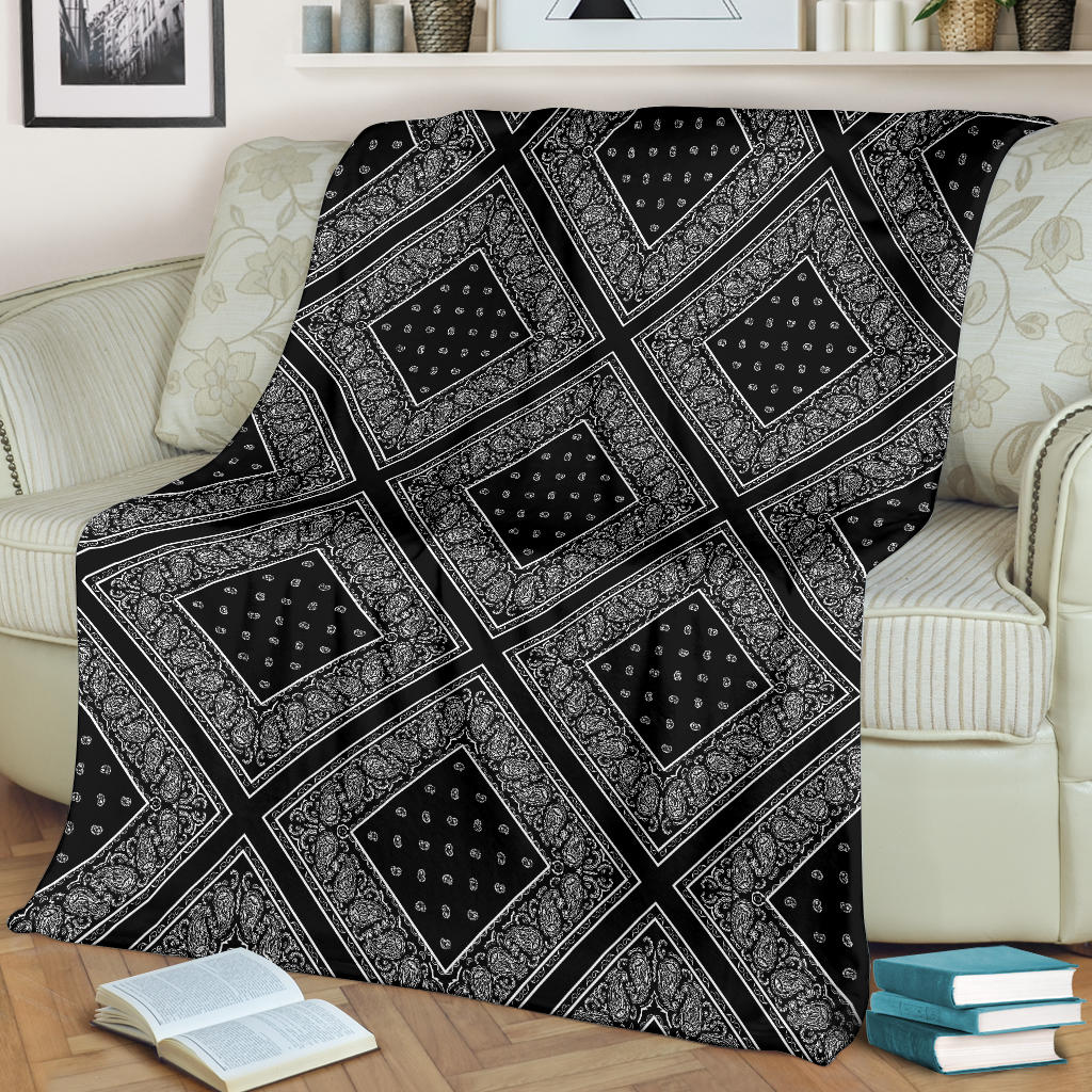 Ultra Plush Black Bandana Diamond Throw Blanket