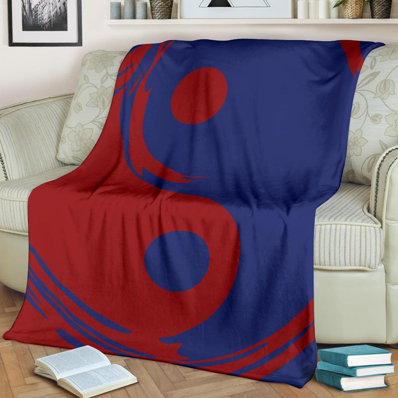 Blue and Red Ying Yang Throw Blanket