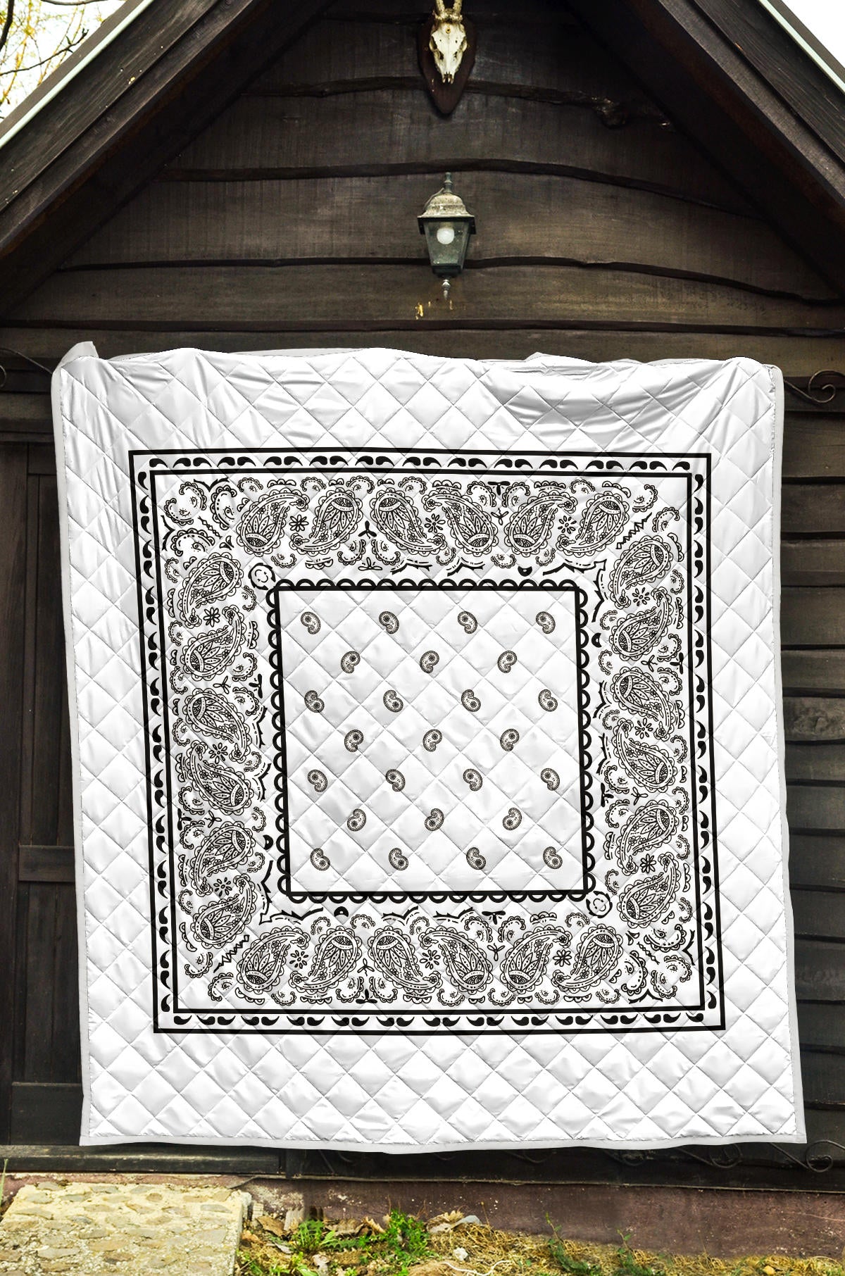 Quilt - White Bandana Quilt
