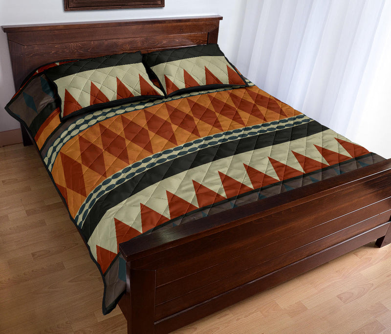 Southwestern Tribal Pattern Quilt Bed Set