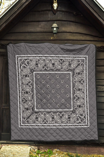 grey bandana quilt