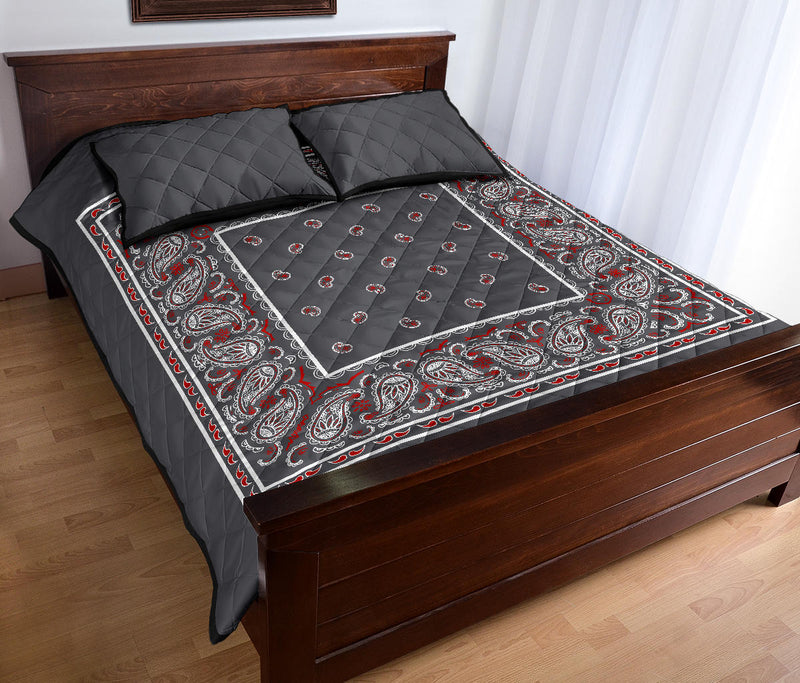 Quilt Set - Wicked Gray Bandana Quilt w/Shams