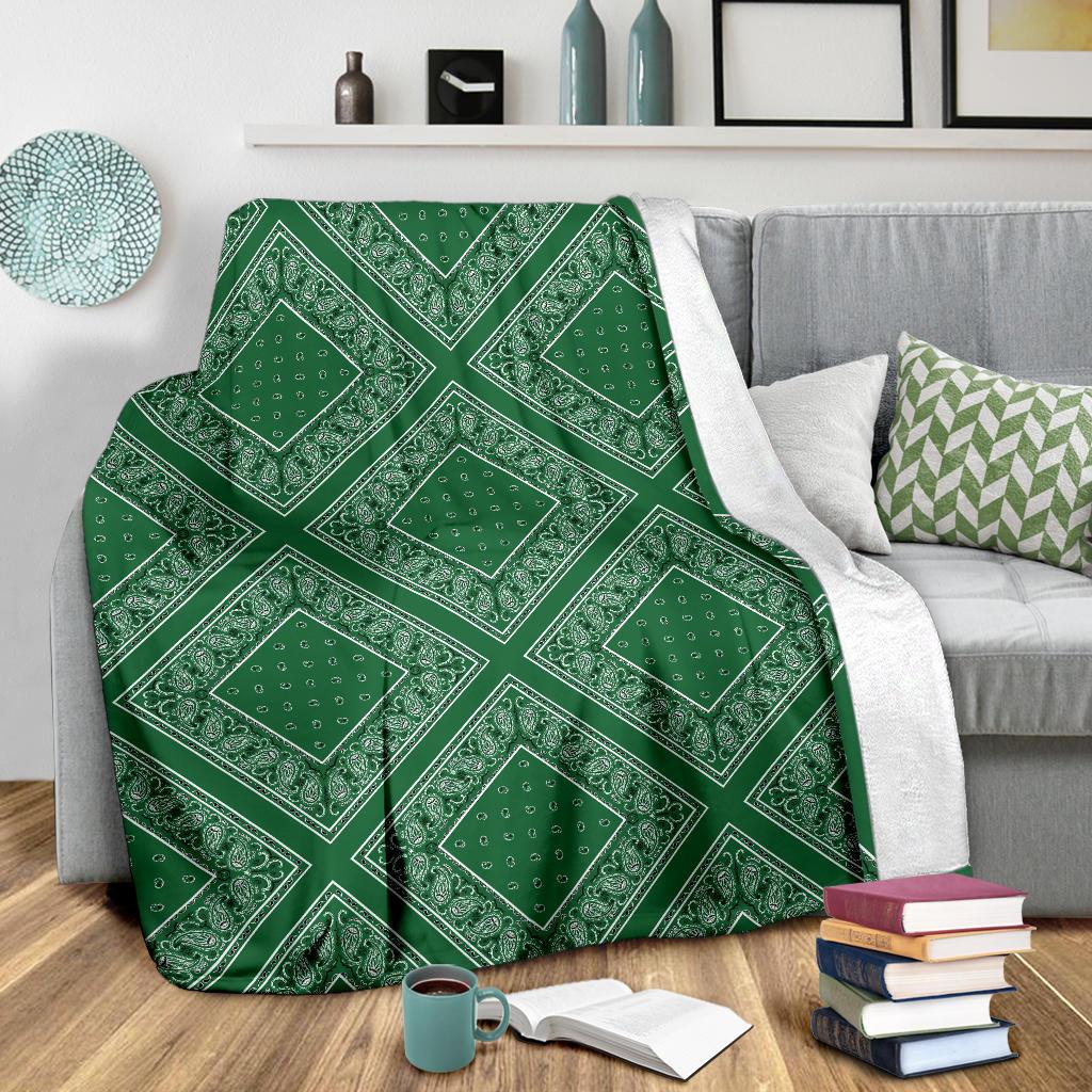Green Bandana Diamond Throw Blanket