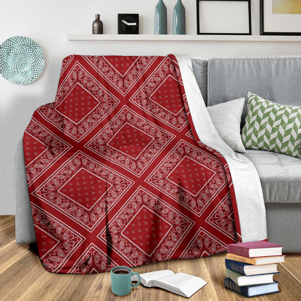 Ultra Plush Classic Red Bandana Diamond Throw Blanket